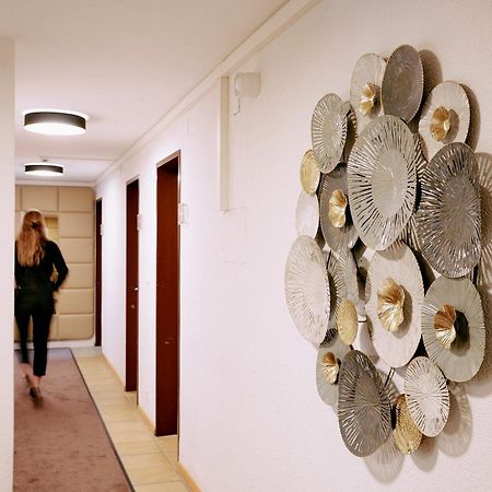 Elite Hotell Visp Eksteriør bilde